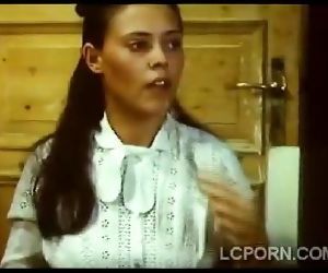 Belle brunette salope montures gros bite dans vintage :Film: