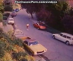 cris cassidy, mimi morgan, David Morris in classic XXX clip